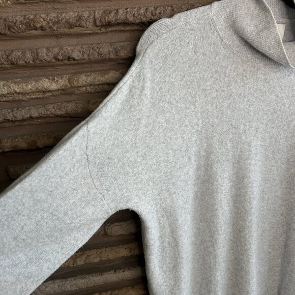 Abercrombie & Fitch Gray Slouchy Relaxed Turtleneck Sweater Size Large - Picture 6 of 8